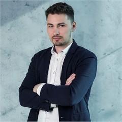 Image of the recruiter